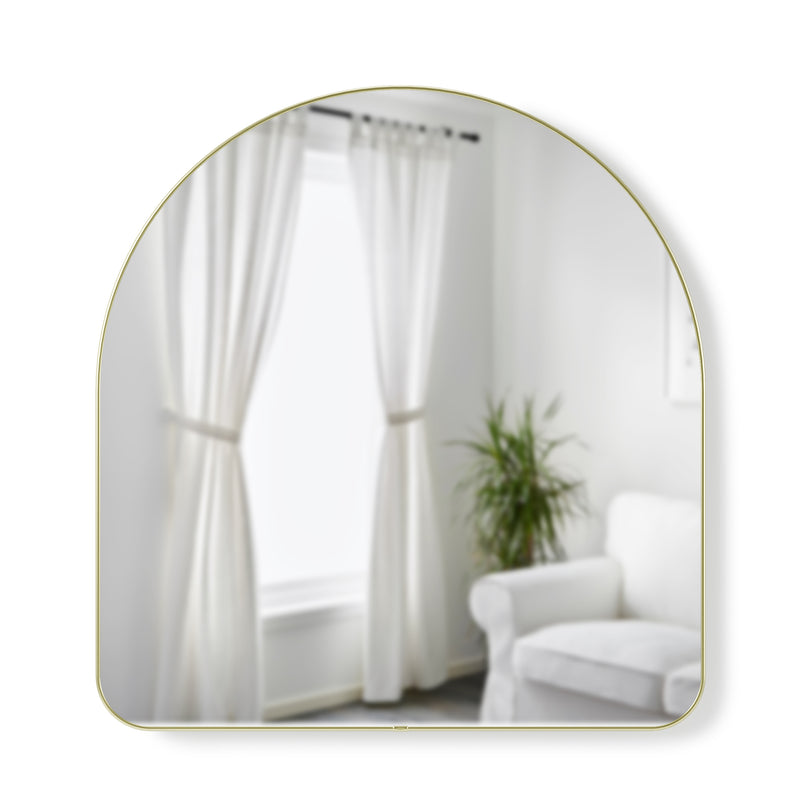Umbra - Hubba Arched Wandspiegel | Messing
