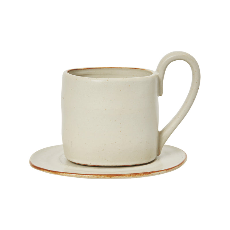 Ferm Living - Flow Tasse mit Untertasse | weiß