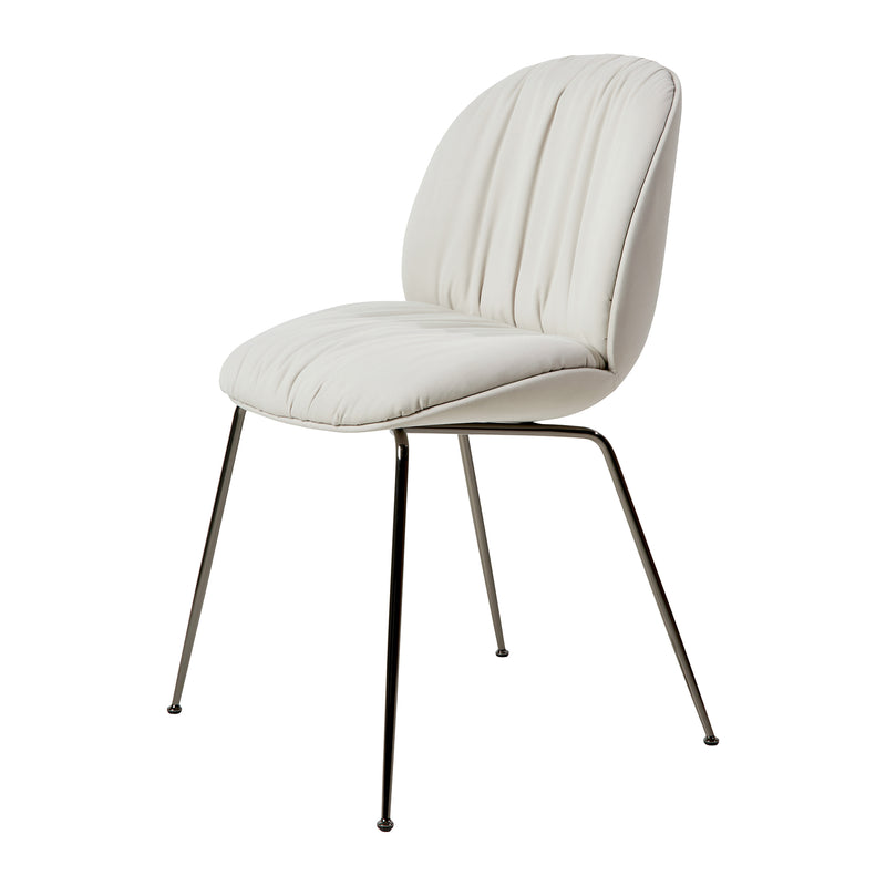 Gubi - Beetle Soft Dining Chair | Gubi Reales (001) / Vollpolsterung