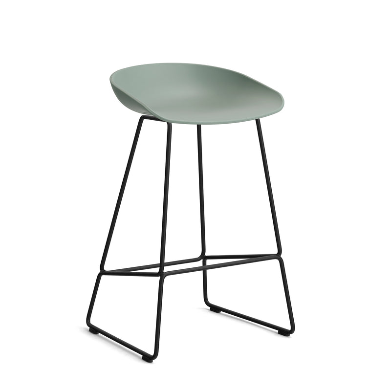 HAY - About A Stool AAS 38 | H 76 cm / fall green 2.0 / pulverbeschichtet schwarz