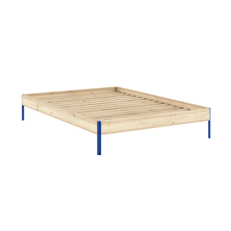 Karup Design - Core Bett | 140 x 200 cm / Kiefer natur / vivid blue