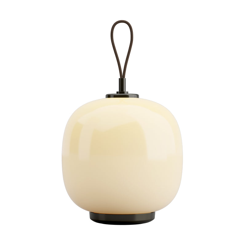 Louis Poulsen - VL45 Radiohus Portable LED Tischleuchte | pale yellow
