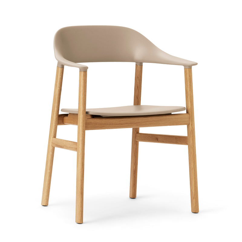 Normann Copenhagen - Herit Armlehnstuhl | sand / Eiche natur