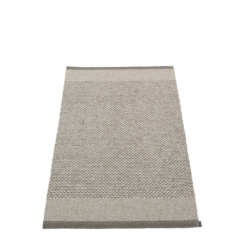 Pappelina - Edit Teppich | 70 x 120 cm / charcoal / warm grey/stone metallic