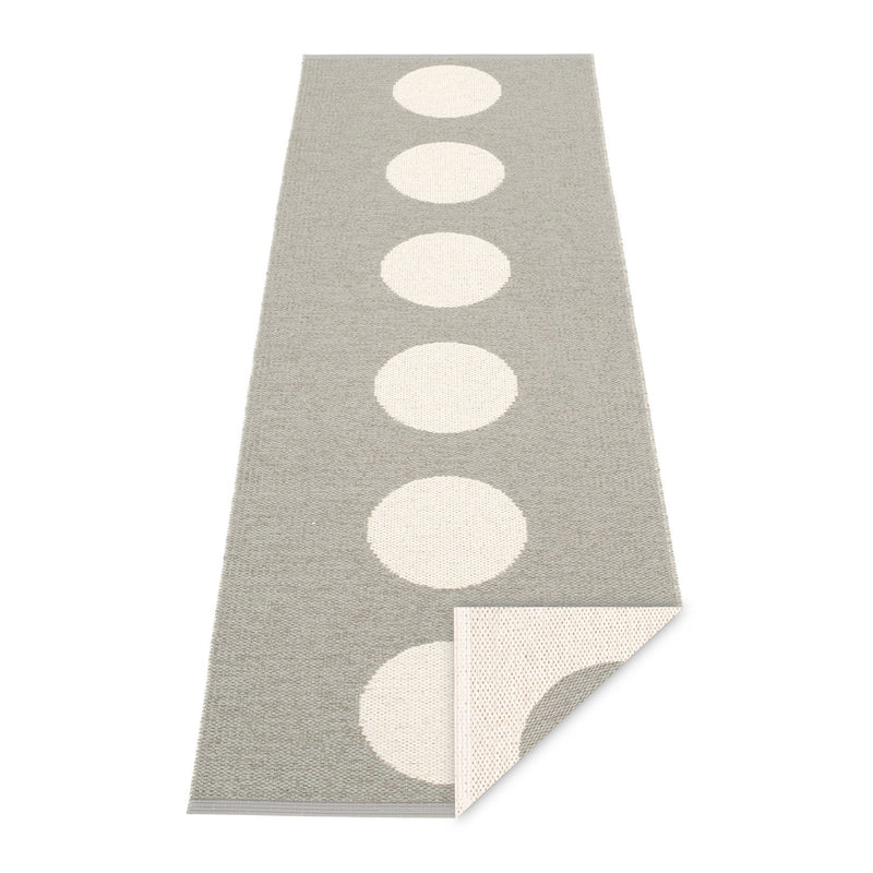 Pappelina - Vera Wendeteppich (70 cm) | 70 x 225 cm / warmgrey/vanilla