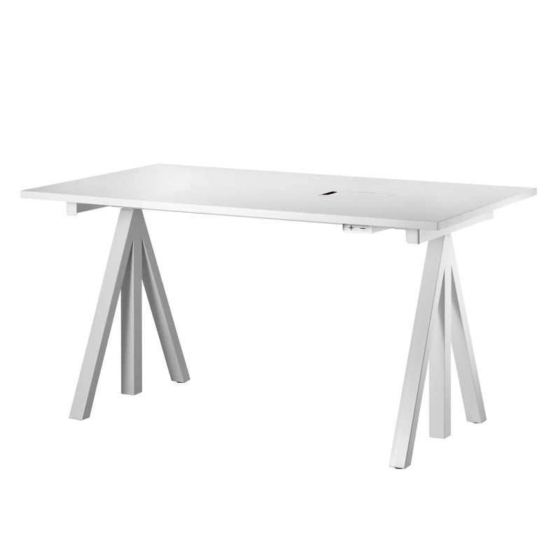 String - Works Schreibtisch | höhenverstellbar / 140 x 78 cm / weiß