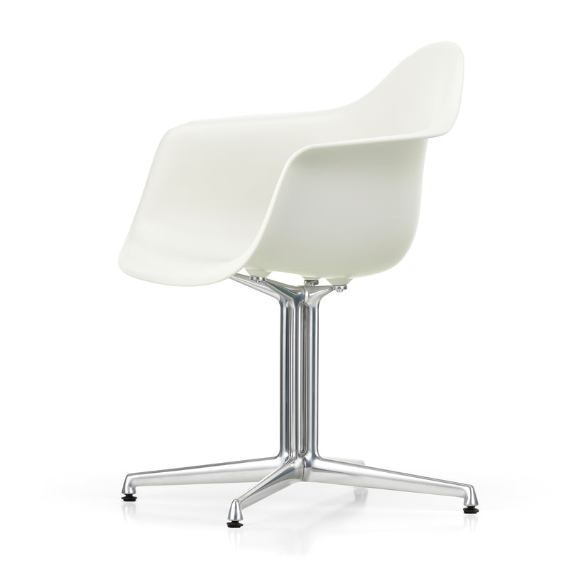 Vitra - Eames Plastic Armchair DAL RE | cotton white RE, weiß