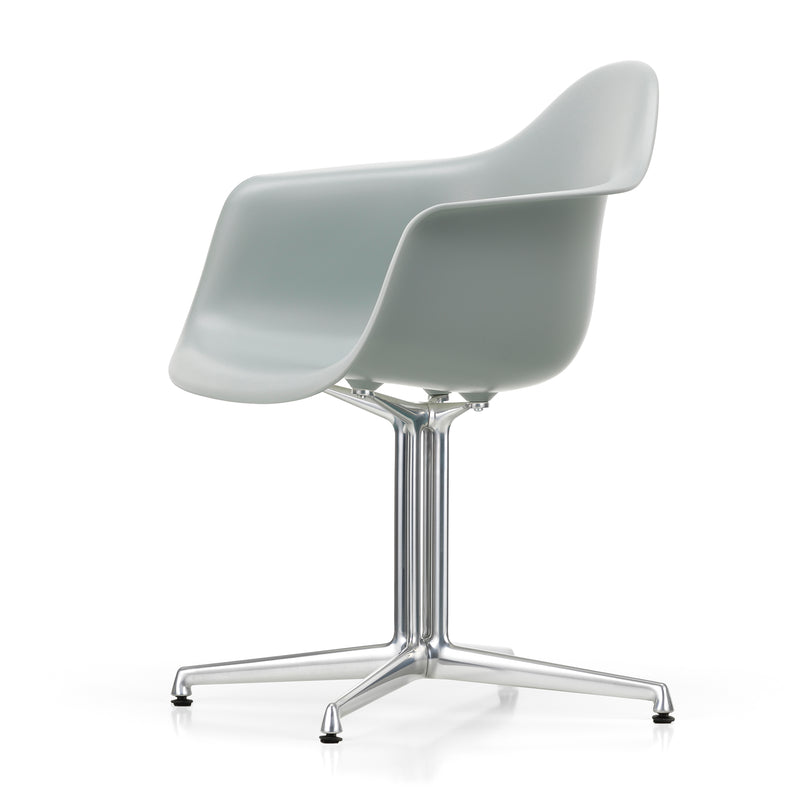 Vitra - Eames Plastic Armchair DAL RE | hellgrau RE