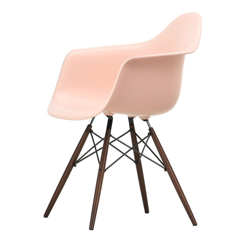 Vitra - Eames Plastic Armchair DAW RE | zartrosé RE / Ahorn dunkel