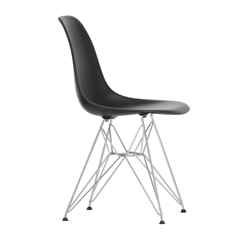 Vitra - Eames Plastic Side Chair DSR RE | tiefschwarz RE / verchromt