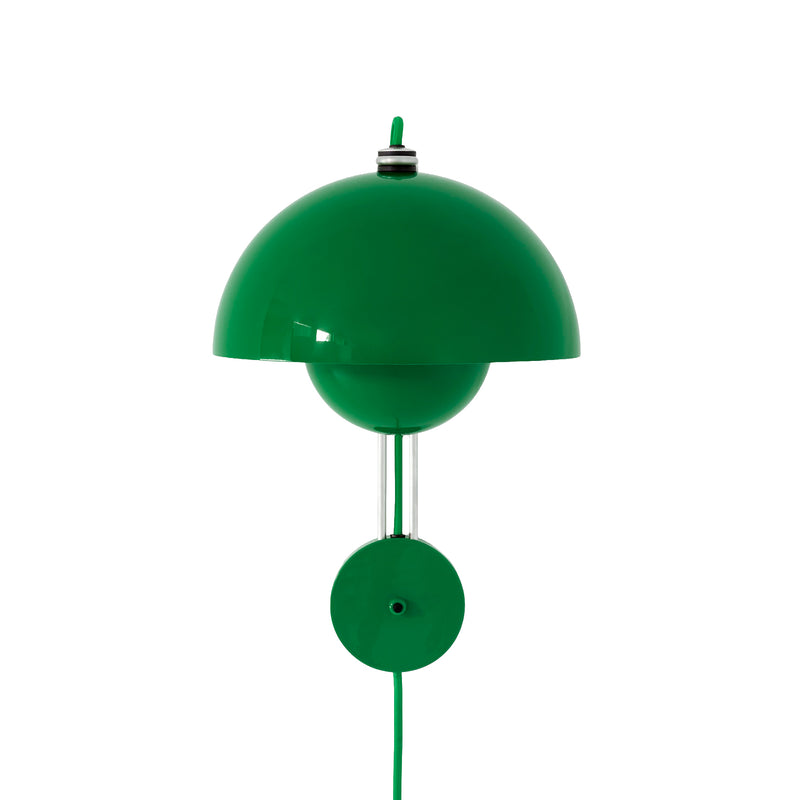 &Tradition - Flowerpot Wandleuchte VP8 | signal grün