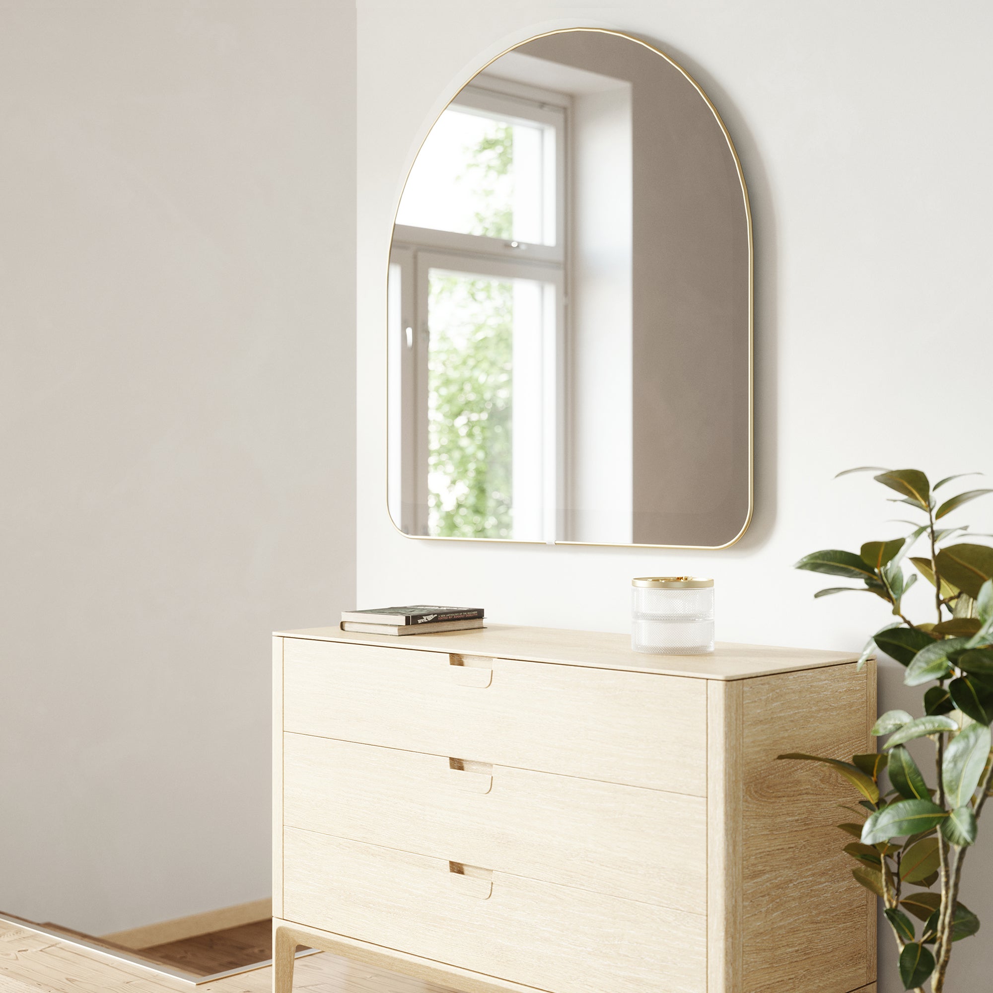 Umbra - Hubba Arched Wandspiegel | Messing