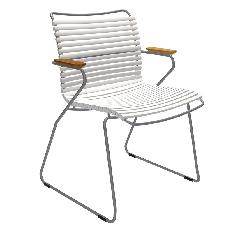 HOUE - CLICK Outdoor Dining Armlehnstuhl mit niedriger Lehne | muted white