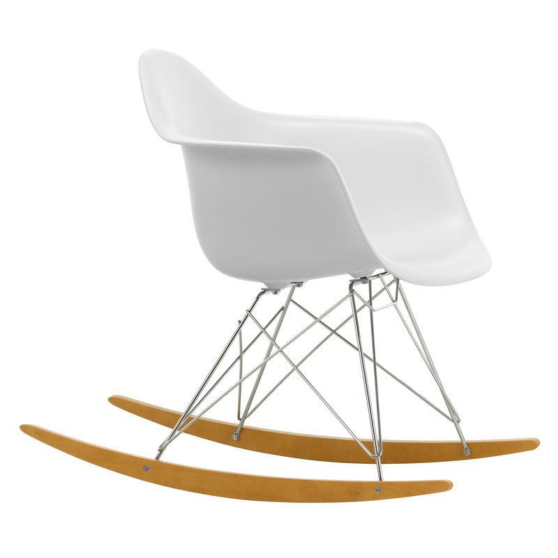 Vitra - Eames Plastic Armchair RAR | Kufen Ahorn gelblich / cotton white RE / verchromt