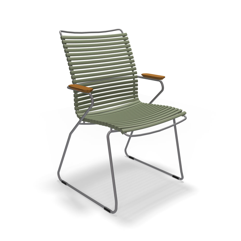HOUE - CLICK Outdoor Dining Armlehnstuhl mit hoher Lehne | olivgrün