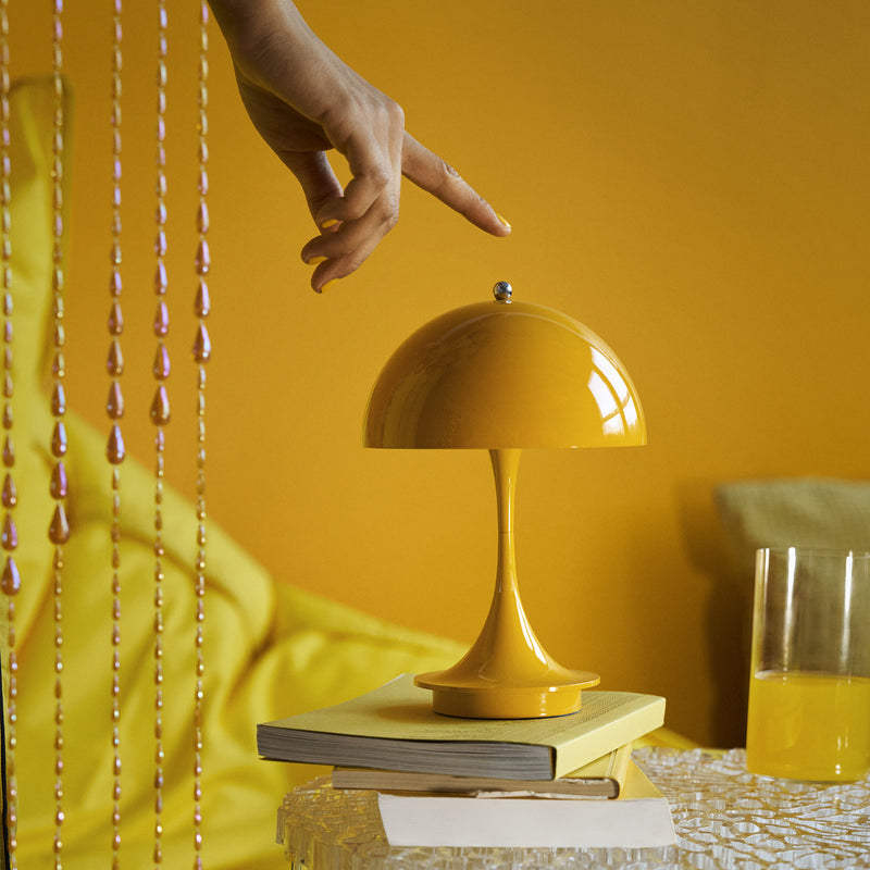 Louis Poulsen - Panthella 160 Portable Akku LED-Tischleuchte | opaque yellow