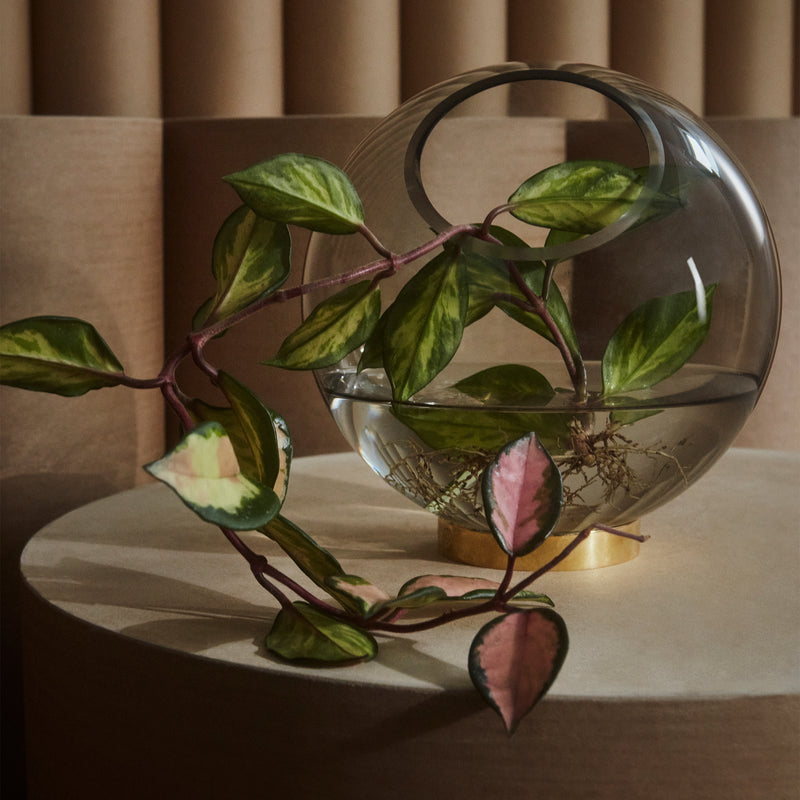 AYTM - Globe Vase