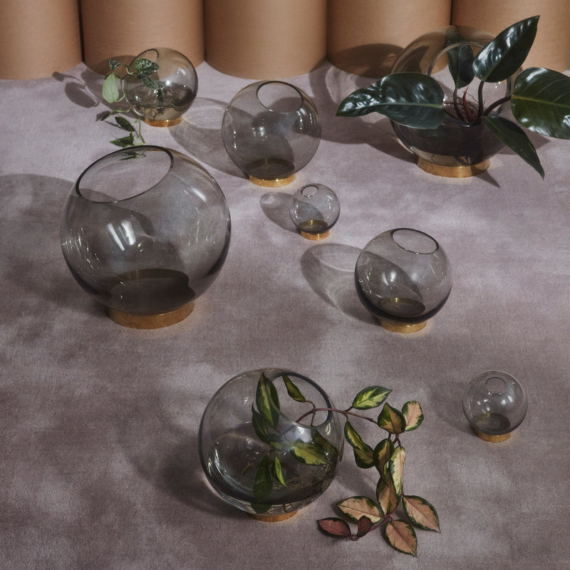 AYTM - Globe Vase
