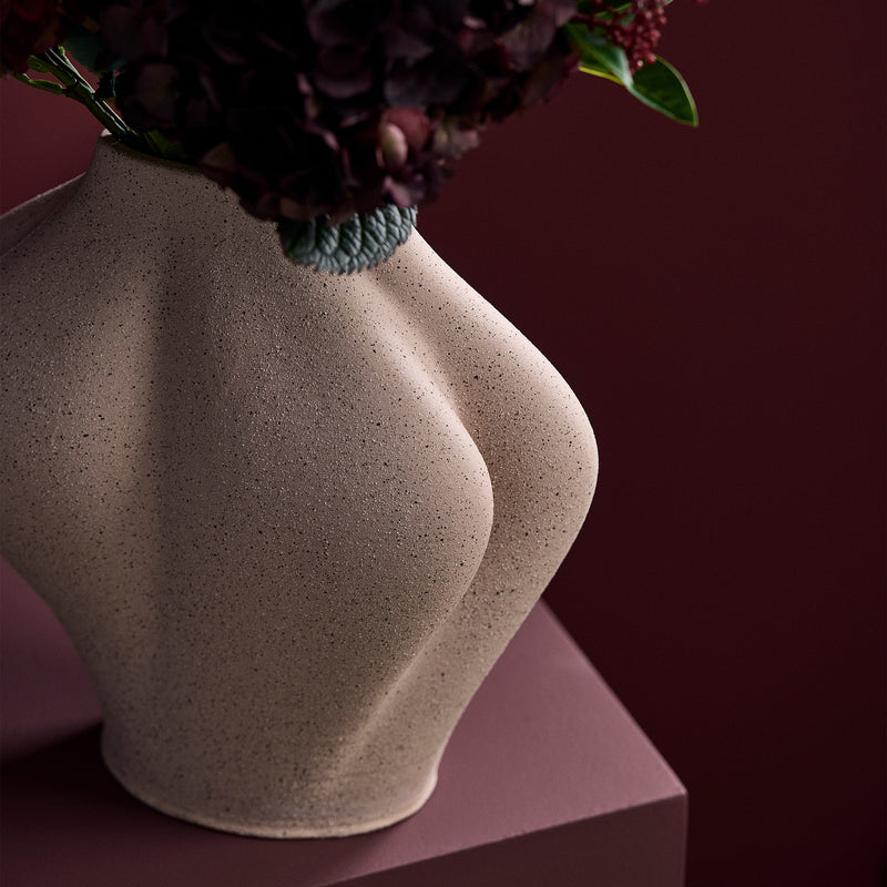 AYTM - Saltare Vase