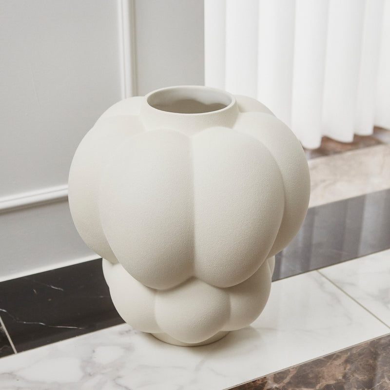 AYTM - UVA Vase