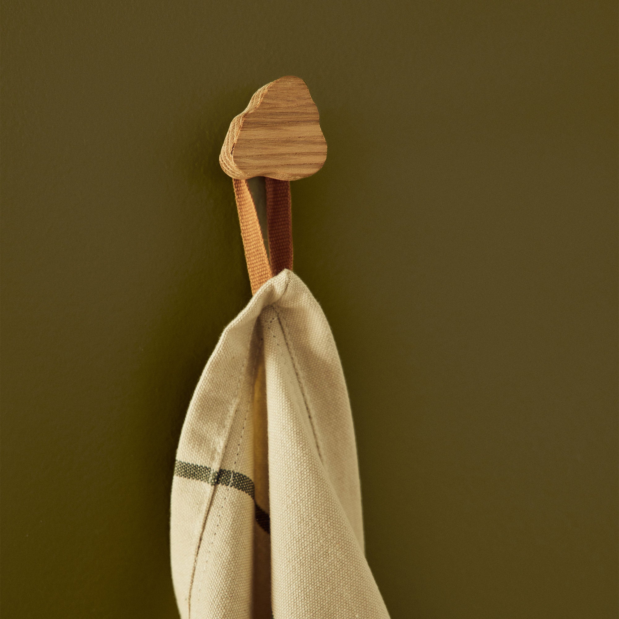 Andersen Furniture - Spectra Haken | Eiche