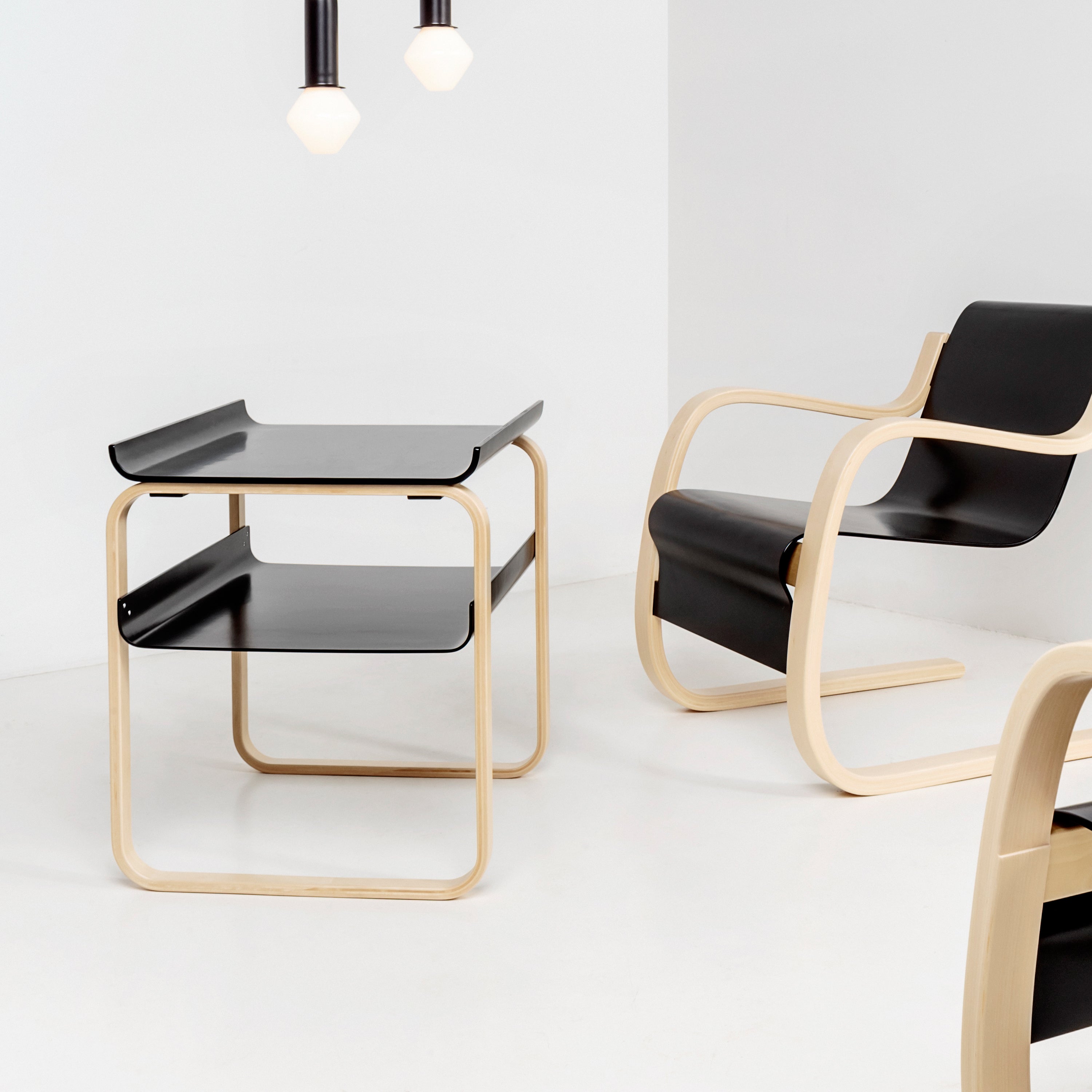 Artek - Beistelltisch 915