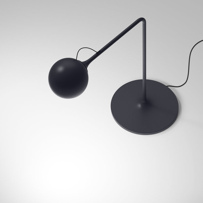 Artemide - IXA LED Schreibtischleuchte