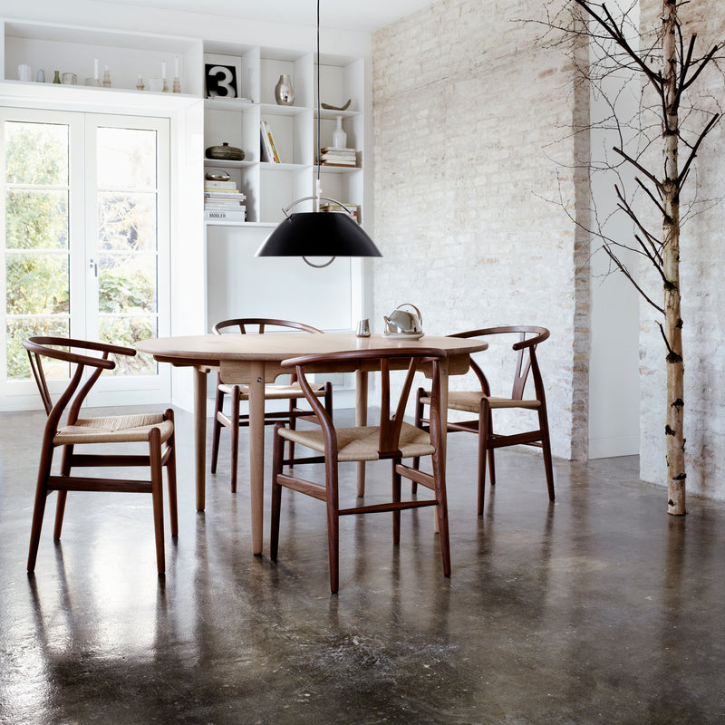 Carl Hansen - CH24 Wishbone Chair | Eiche rauchfarbig, geölt