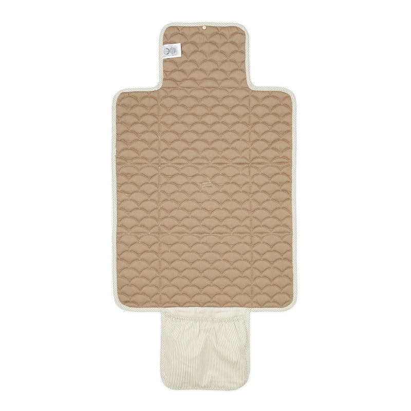 Cam Cam Copenhagen - Gesteppte Wickelunterlage | classic stripes camel