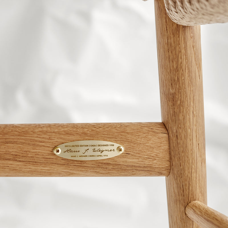 Carl Hansen - CH24 Wishbone Chair, schwarzes Geflecht