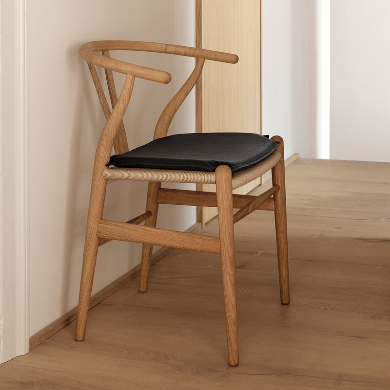 Carl Hansen - CH24 Wishbone Chair Set
