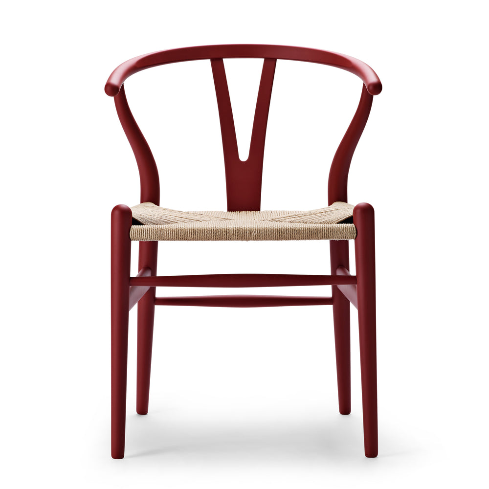 Carl Hansen - CH24 Wishbone Chair | Buche soft red brown