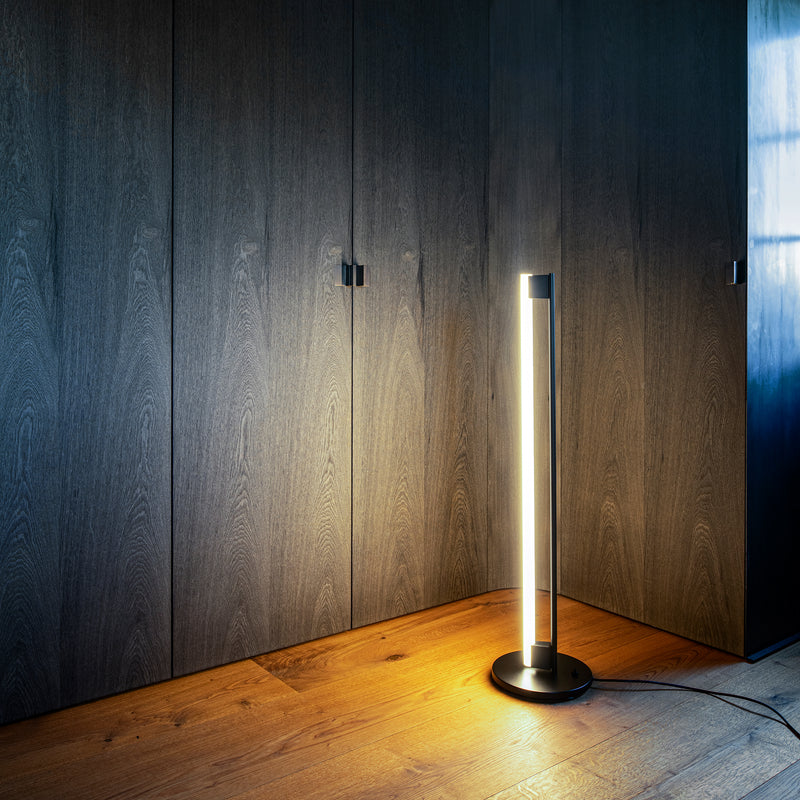 ClassiCon - Tube Light LED Stehleuchte