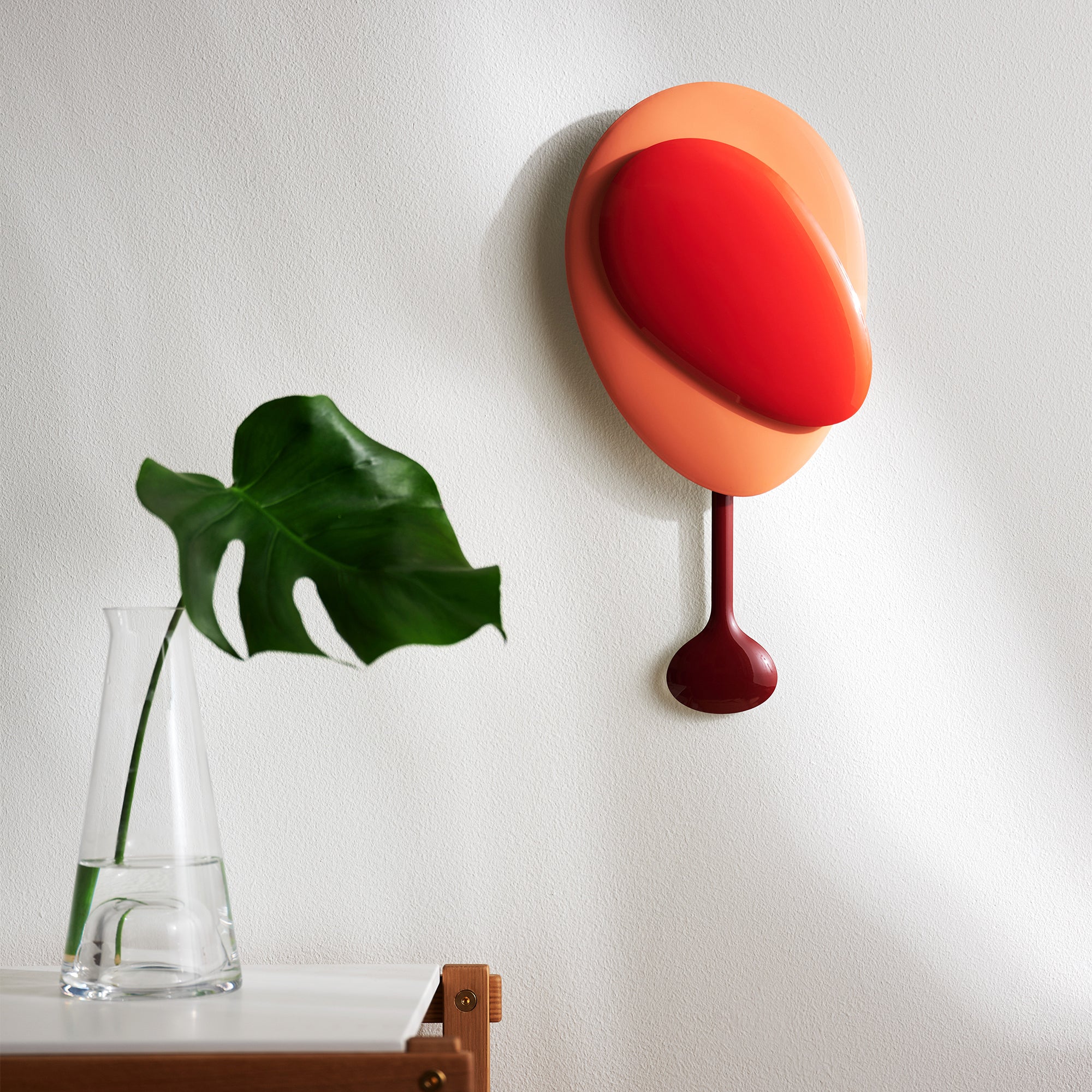 Design House Stockholm - Mellow Wanduhr | rot
