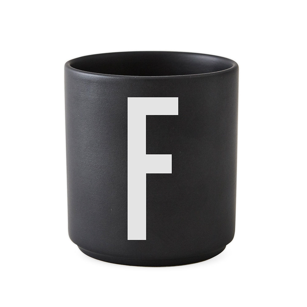 Design Letters - AJ Porzellan Becher A-Z | F / schwarz