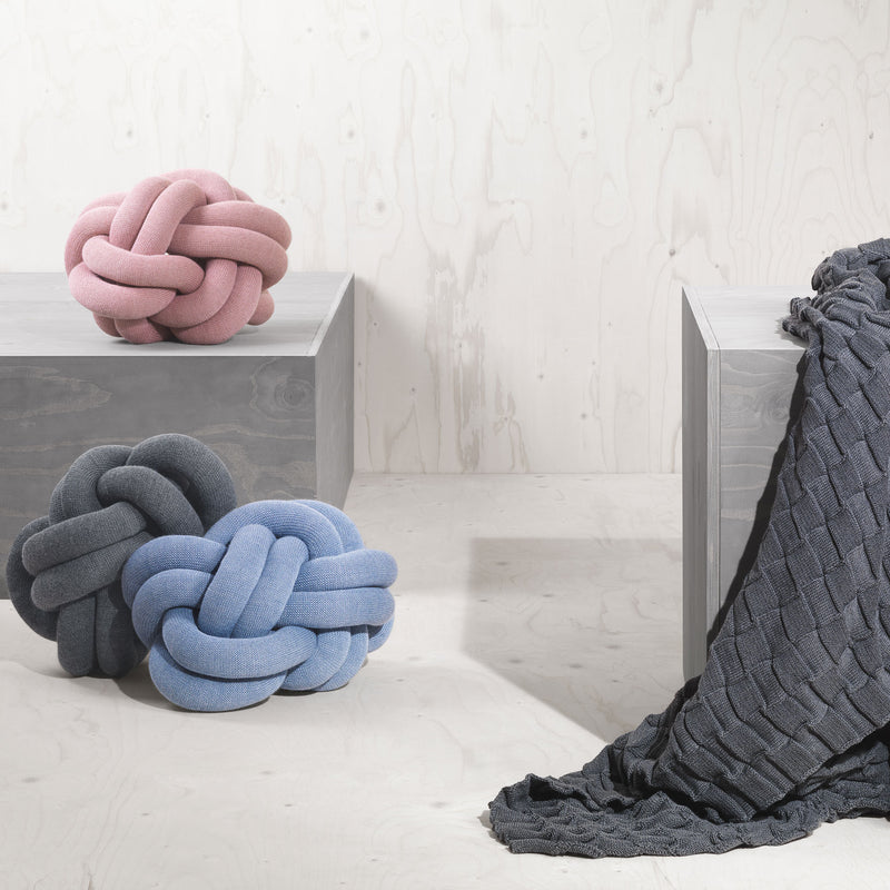 Design House Stockholm - Knot Kissen