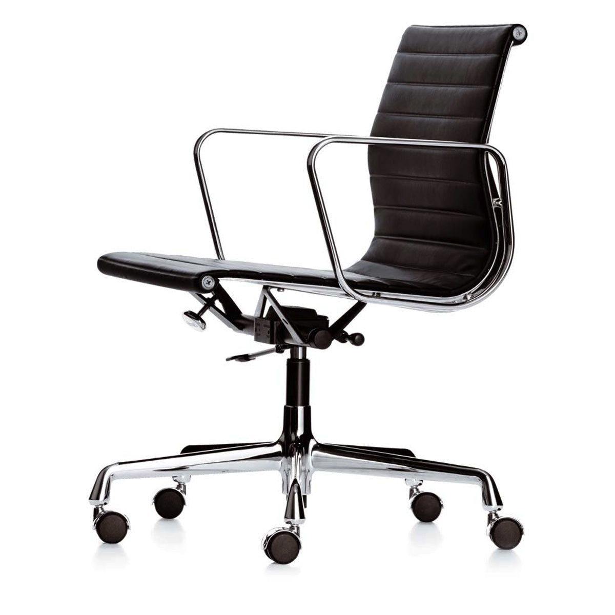 Vitra - Aluminium Chair EA 117 Bürodrehstuhl | glanzchrom