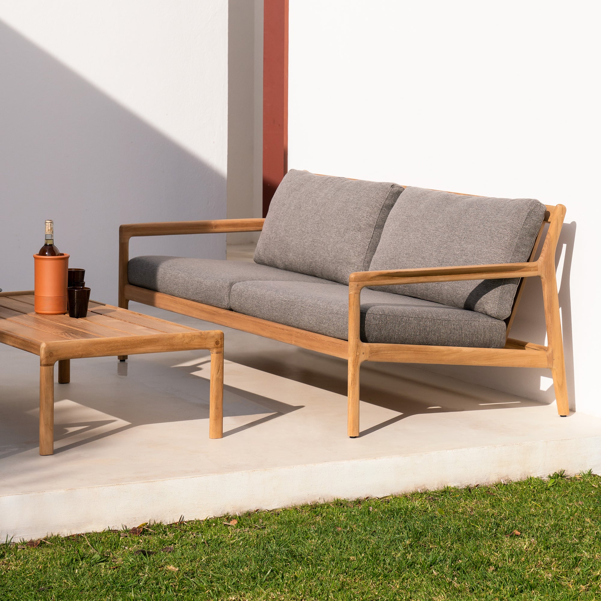 Ethnicraft - Jack Outdoor Sofa | 2-Sitzer / teak /mokka