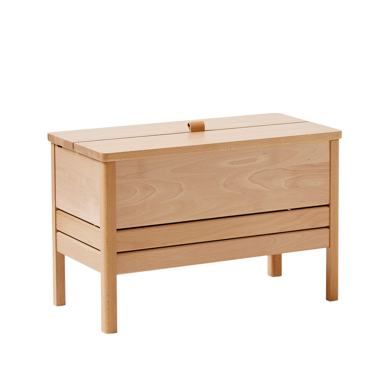 Form &amp; Refine - A Line Truhenbank | Buche / 68 cm
