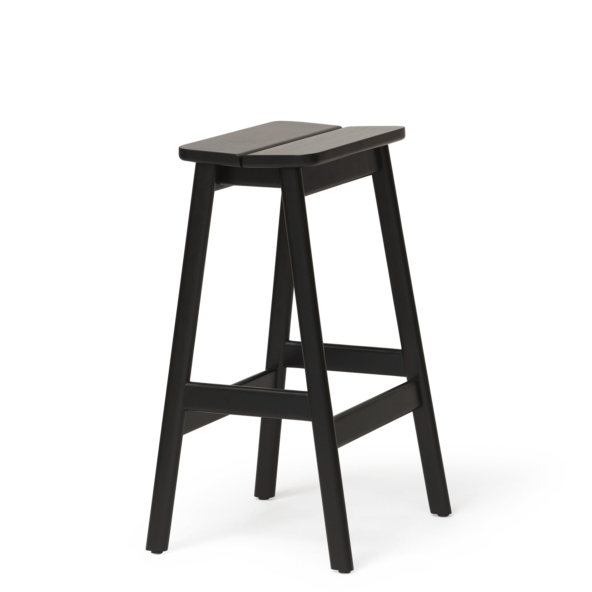 Form &amp; Refine - Angle Barhocker | Buche, schwarz gebeizt
