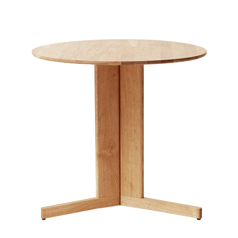 Form &amp; Refine - Trefoil Tisch | Eiche weiß geölt / Ø 75 cm