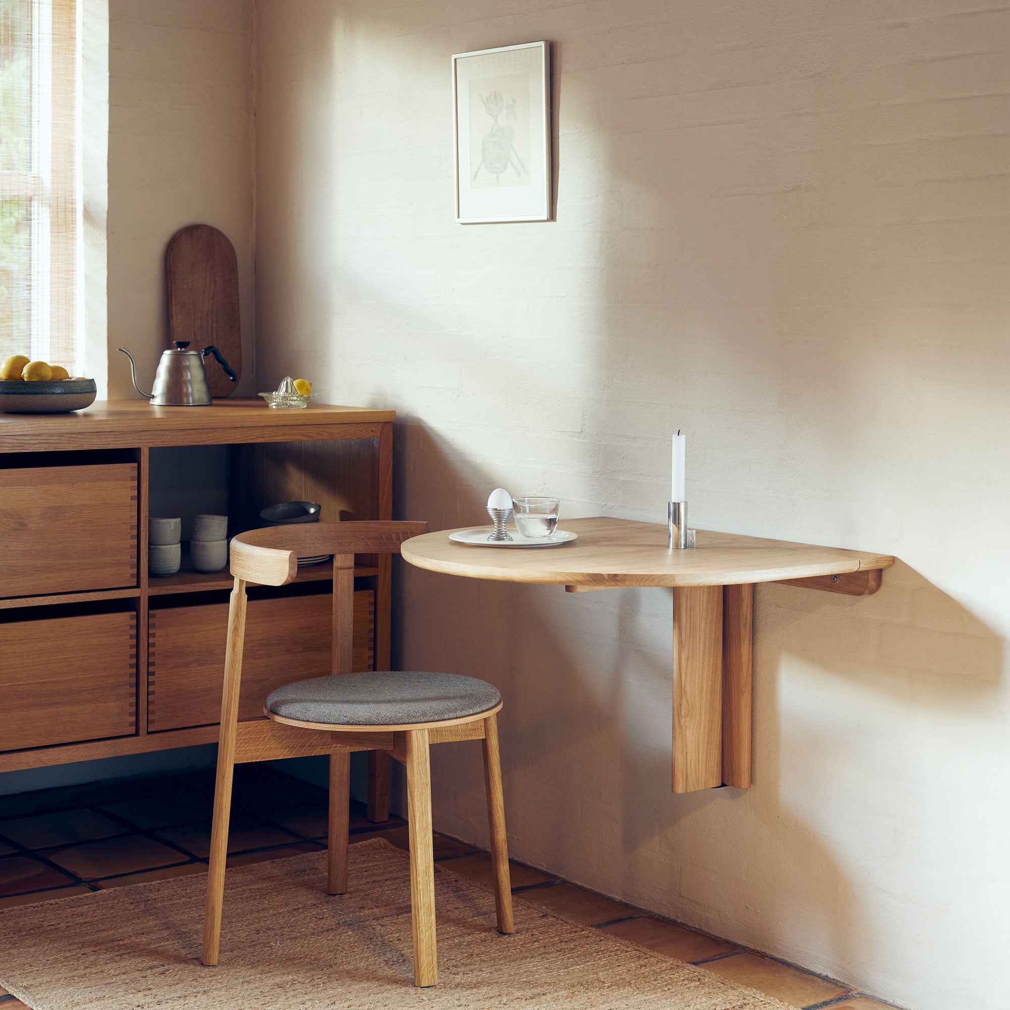 Form &amp; Refine - Trefoil Wandtisch | 