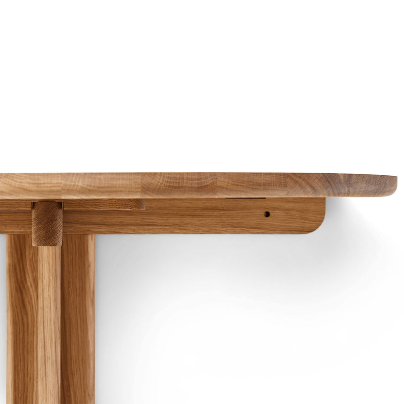 Form &amp; Refine - Trefoil Wandtisch