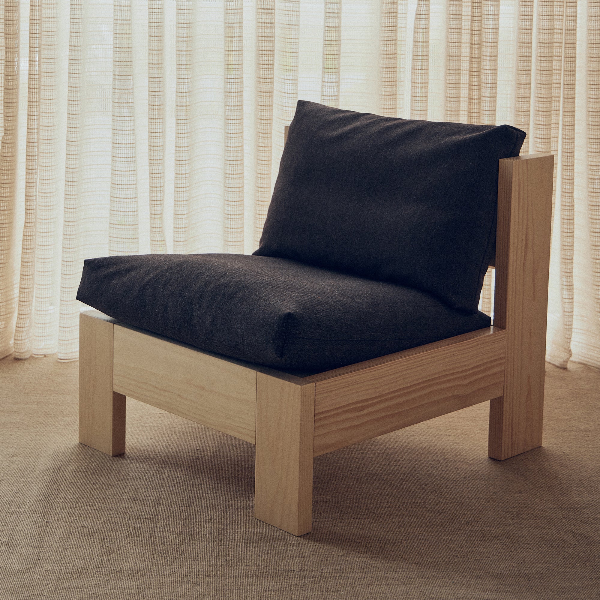 Form &amp; Refine - Icon Loungesessel | Kvardat dunkelbraun (0370)