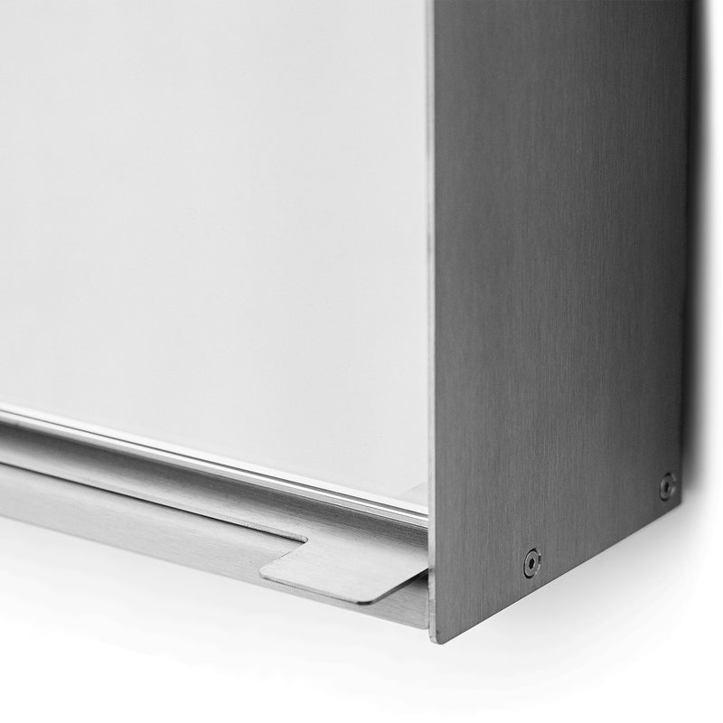 Form &amp; Refine - Taper Spiegelschrank