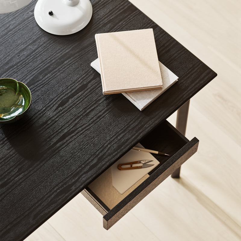 Fritz Hansen - FH3605 Schreibtisch