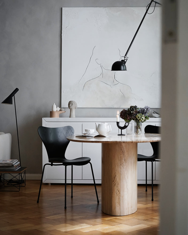 Fritz Hansen - Serie 7 Stuhl Monochrom