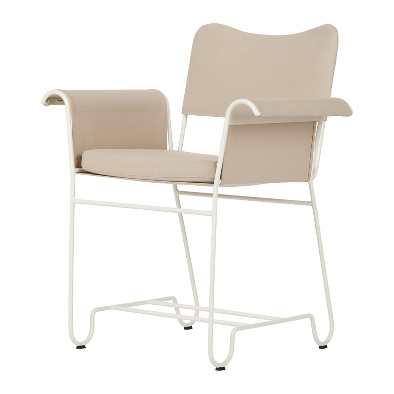Gubi - Tropique Outdoor Dining Chair | classic white semi matt / Leslie Limonta (12)