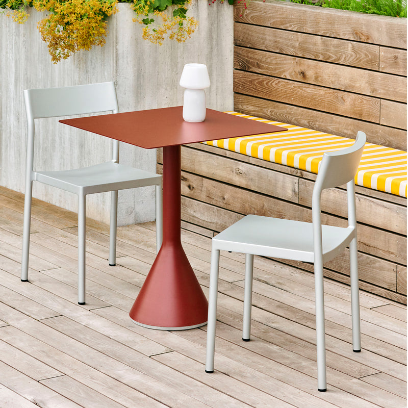 HAY - Palissade Cone Bistrotisch | 65 x 65 cm / eisenrot