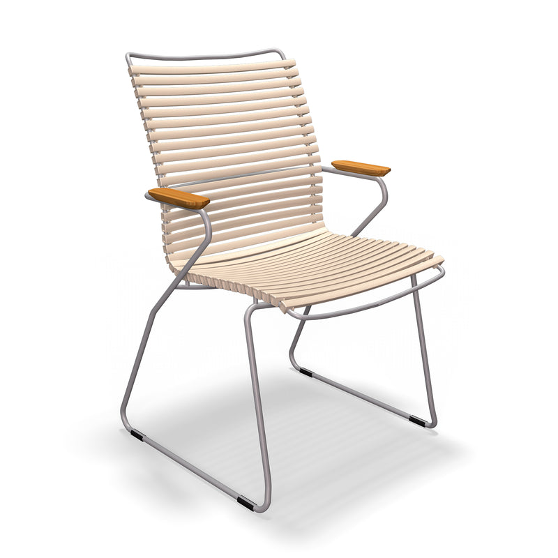 HOUE - CLICK Outdoor Dining Armlehnstuhl mit hoher Lehne | beige